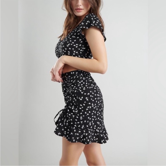 Garage Black & White Floral Mini Skirt Set with Ruffle Hem & Adjustable Ruching - Picture 2 of 16